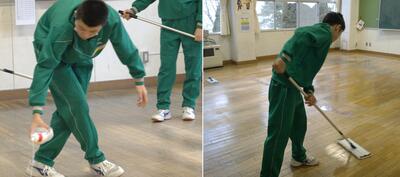 教室のワックスがけ